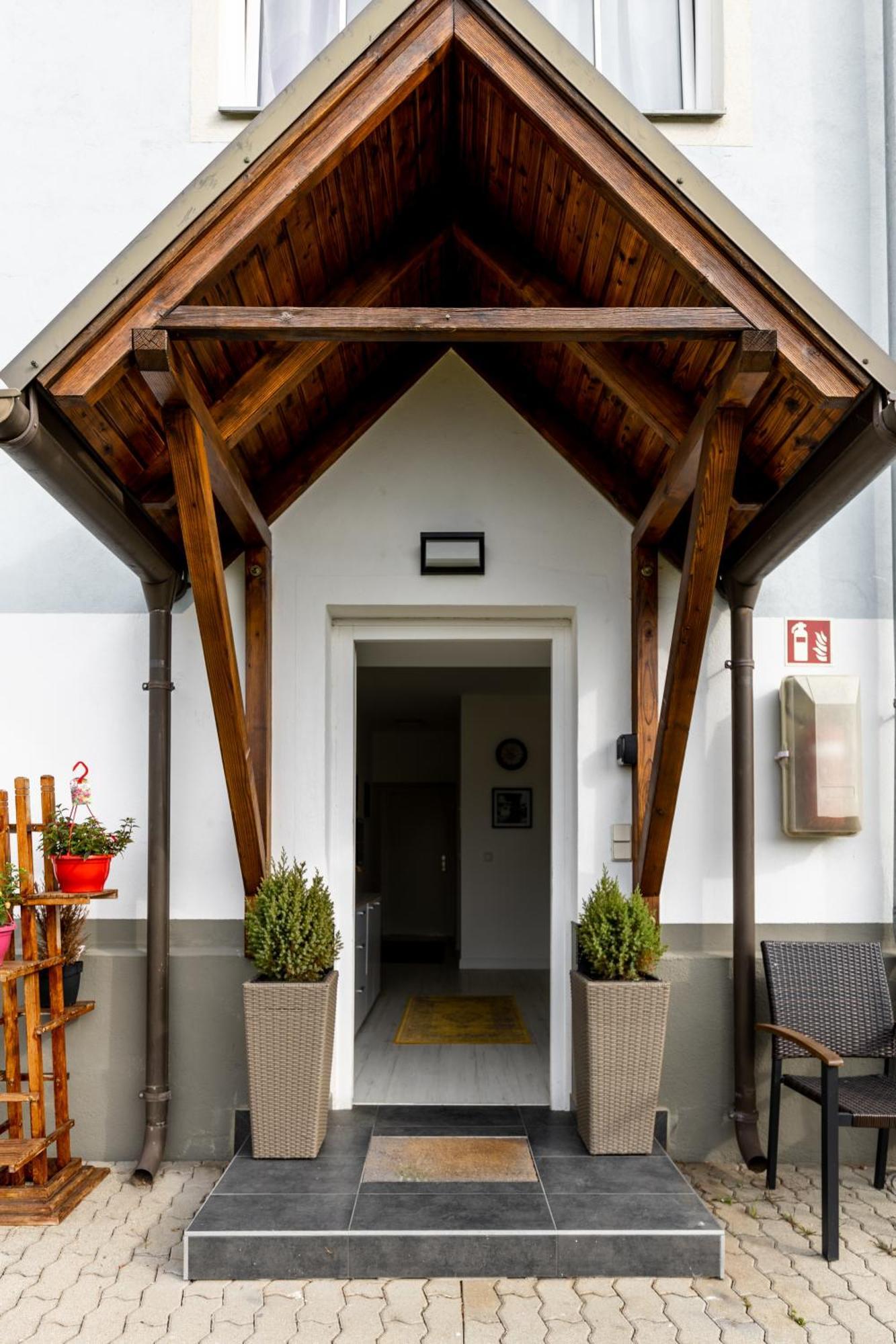 Sofia Apartment & Zimmer Sillweg Naehe Rebull Ring フォーンスドルフ 部屋 写真